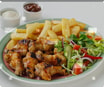 75 Chicken Wings mit Pommes und Salat