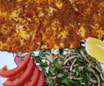 26 Türkische Pizza - mit Salat